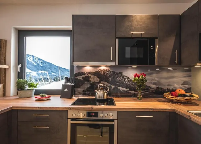 Steinbock Mit Ueppigem Genusskorb Fuer Zwei ينغولز