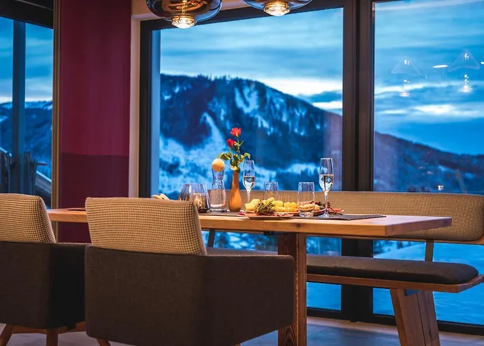 Steinbock Mit Ueppigem Genusskorb Fuer Zwei *