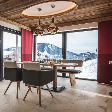 Steinbock Mit Ueppigem Genusskorb Fuer Zwei Jungholz