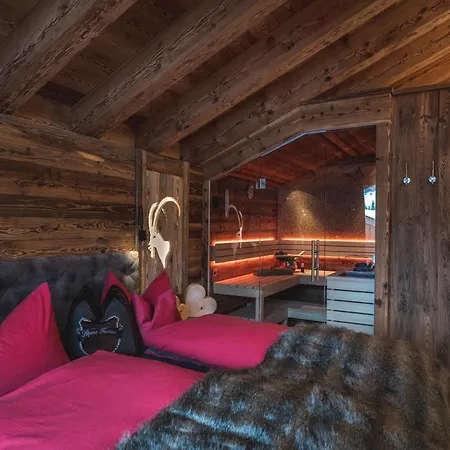 Steinbock Mit Ueppigem Genusskorb Fuer Zwei Alpesi faház