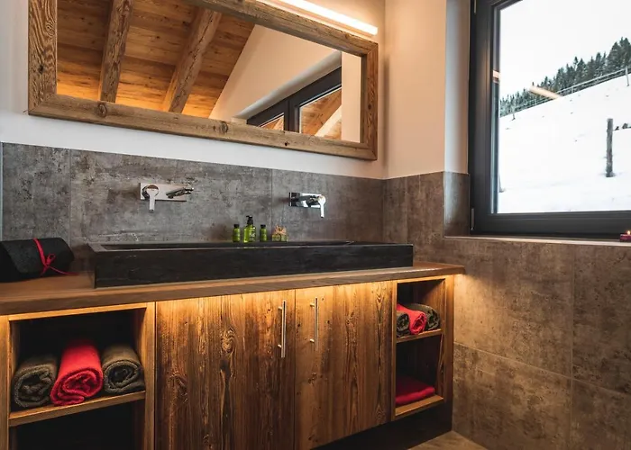 Steinbock Mit Ueppigem Genusskorb Fuer Zwei * Jungholz